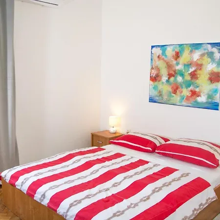 Apartman Homes
